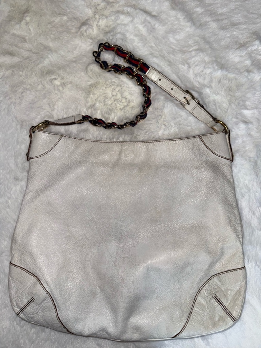 Gucci Capri Ranch Leather Hobo Chain Bag - Picture 5 of 14